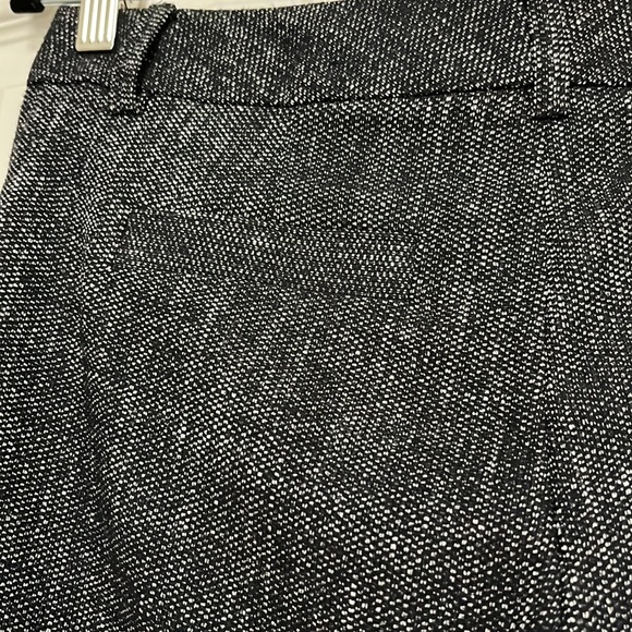 NWOT Express columnist 2R textured tweed looking material black & light grey. - Picture 5 of 12
